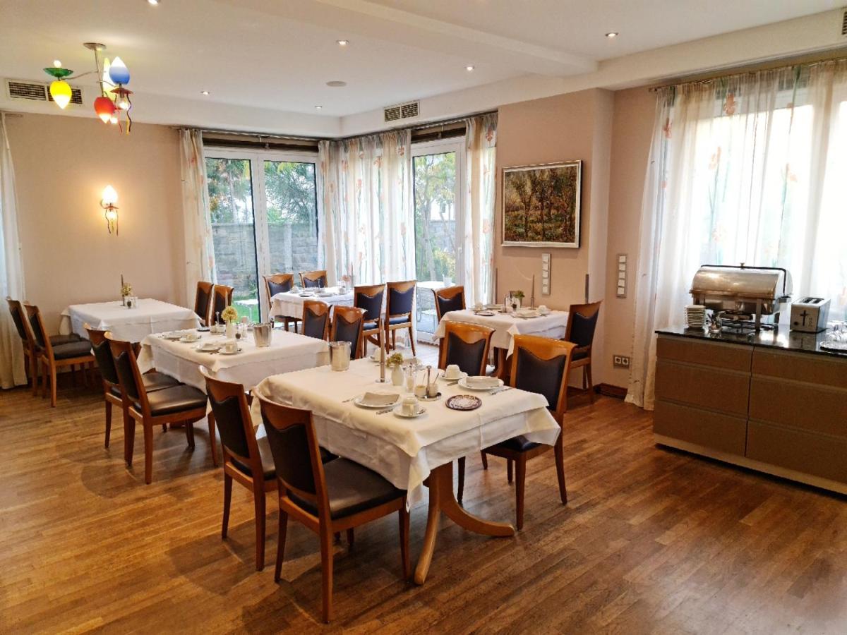 Hotel Restaurant Felix Bensheim Buitenkant foto