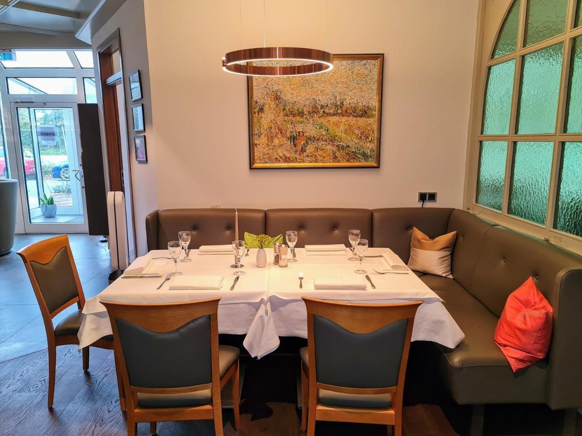 Hotel Restaurant Felix Bensheim Buitenkant foto